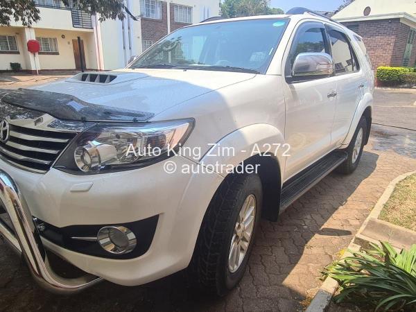 2015 - Toyota  Fortuner