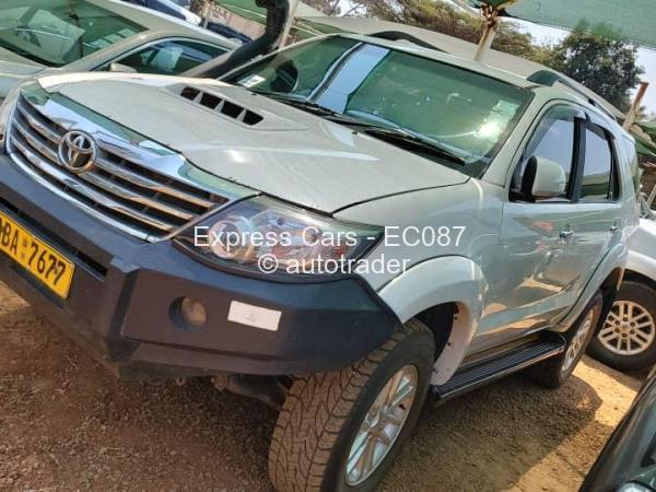 2007 - Toyota  Fortuner