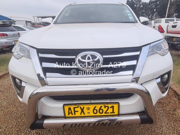 2018 - Toyota  Fortuner