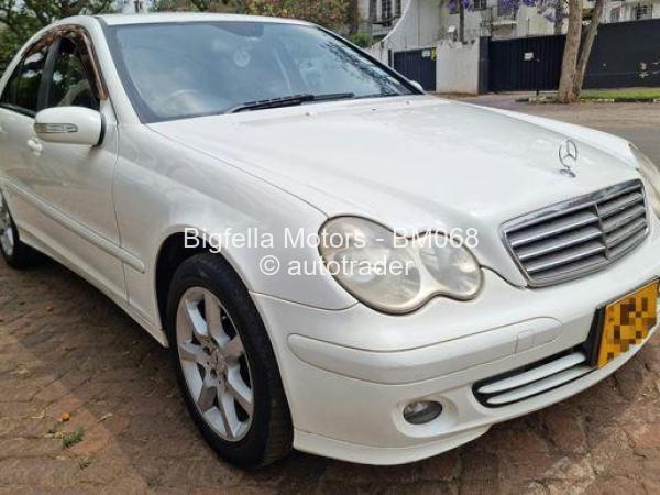 2005 - Mercedes Benz C180