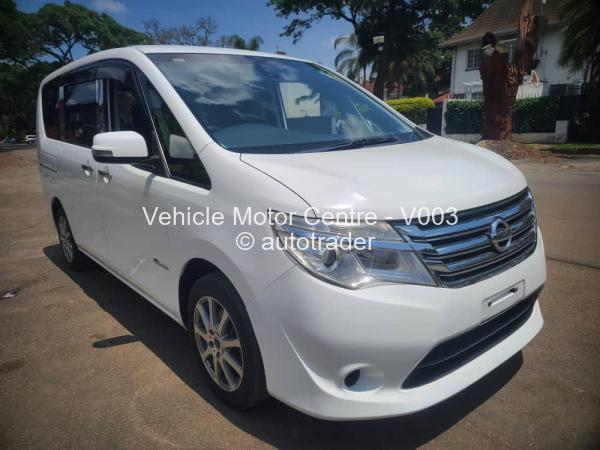 2013 - Nissan  Serena