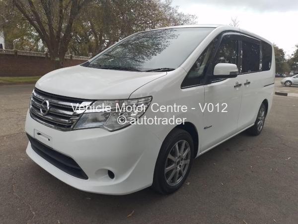 2013 - Nissan  Serena