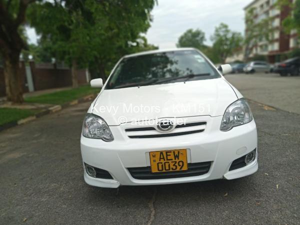 2004 - Toyota  RunX