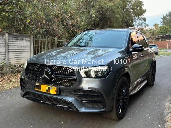 2022 - Mercedes Benz GLE