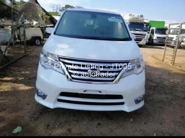 2016 - Nissan  Serena