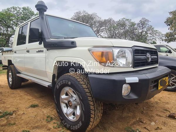 2019 - Toyota  Land Cruiser 79