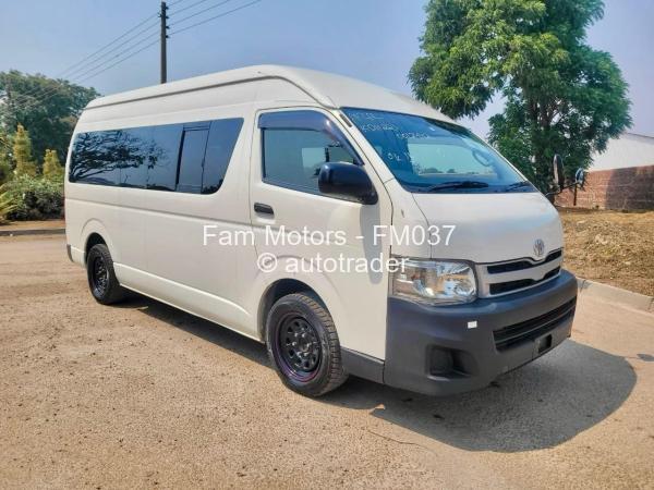 2013 - Toyota  Hiace