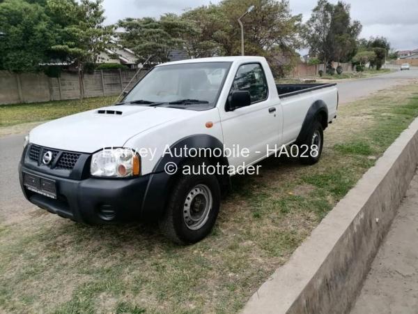 2018 - Nissan  NP300 Hardbody