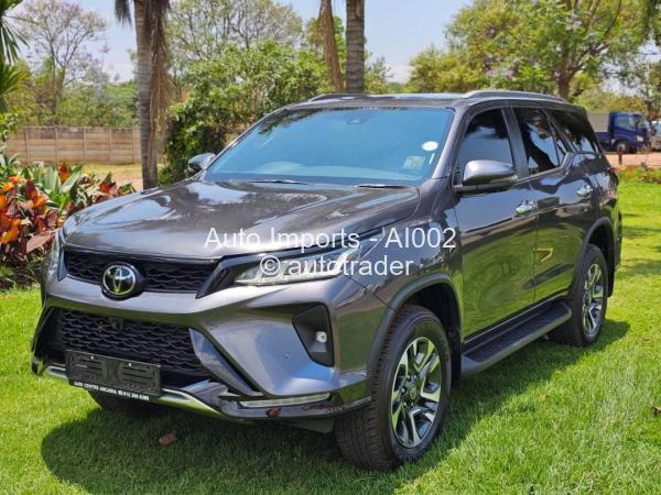 2023 - Toyota  Fortuner