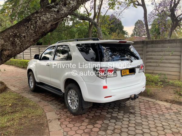 2011 - Toyota  Fortuner