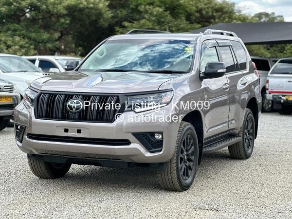 2023 - Toyota  Land Cruiser Prado