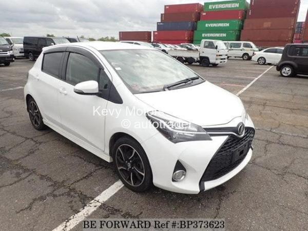 2016 - Toyota  Vitz