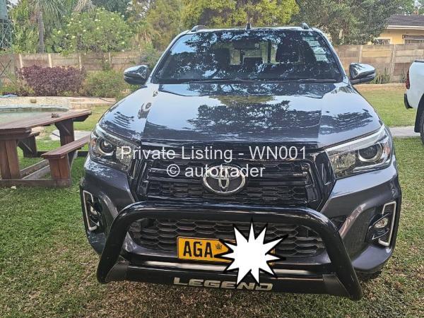 2019 - Toyota  Hilux