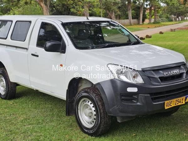 2015 - Isuzu  Kb