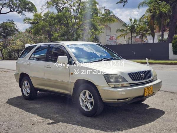 2009 Toyota  Harrier