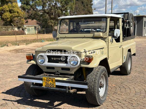 1974 - Toyota  Land Cruiser