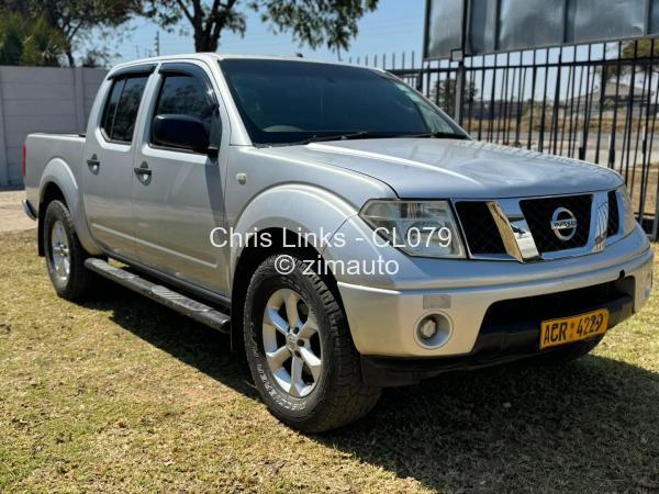 2005 - Nissan  Navara