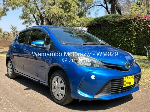 2015 - Toyota  Vitz