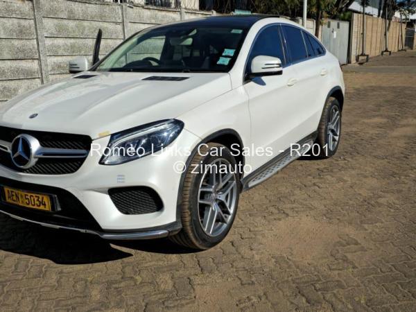 2016 - Mercedes Benz GLE