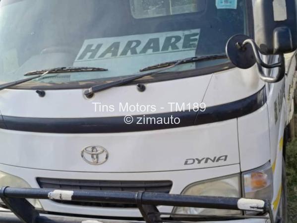 2014 Toyota  Dyna 150