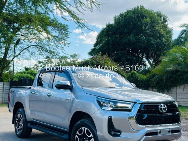 2023 Toyota  HILUX REVO