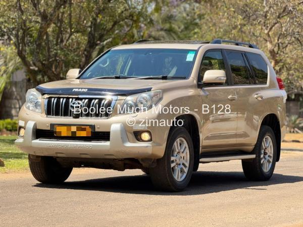 2013 Toyota  Land Cruiser Prado