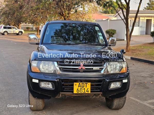 2002 Mitsubishi  Pajero Sport