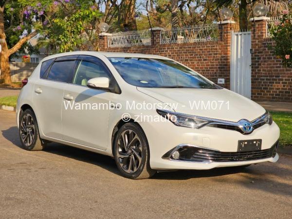 2016 Toyota  Auris