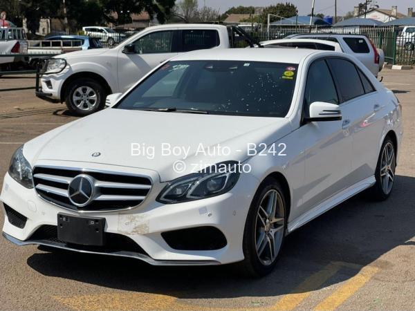 2015 - Mercedes Benz E220