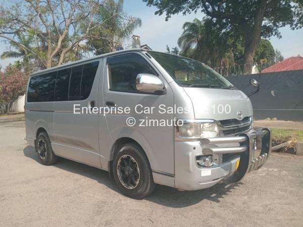 2014 - Toyota  Hiace