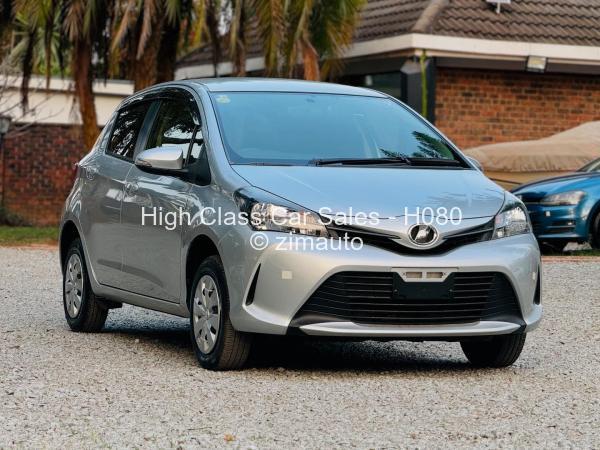 2016 Toyota  Vitz