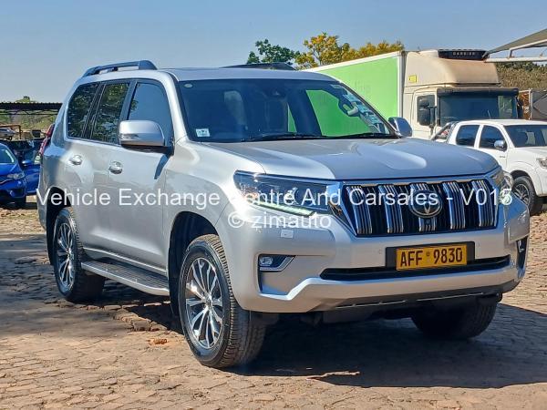 2019 - Toyota  PRADO VXL