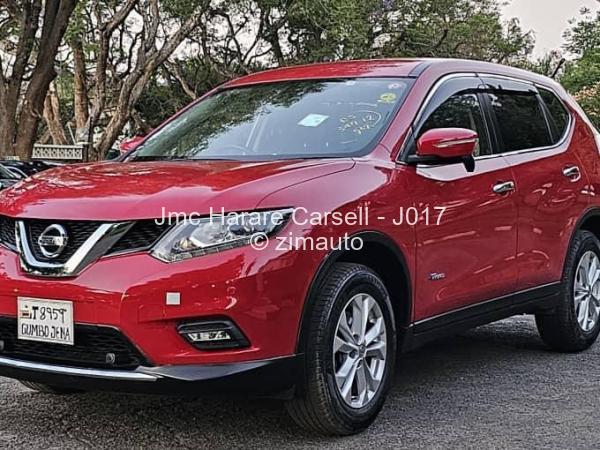 2015 - Nissan  X-Trail