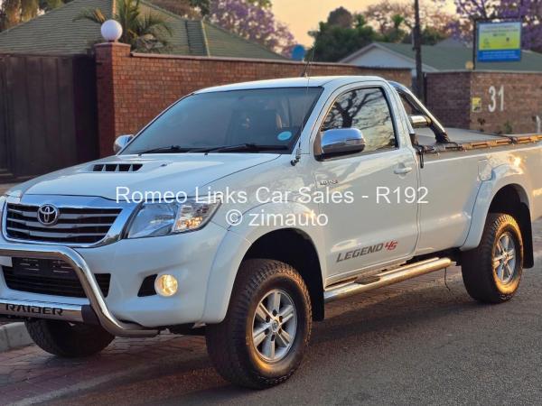 2015 Toyota  Hilux