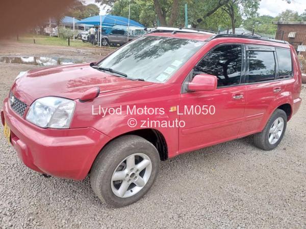 2010 Nissan  Xtrail