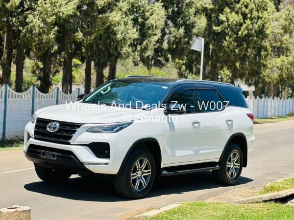 2019 Toyota  Fortuner