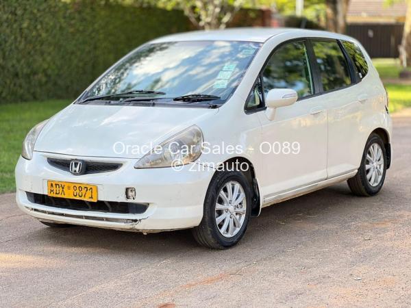 2008 - Honda Fit