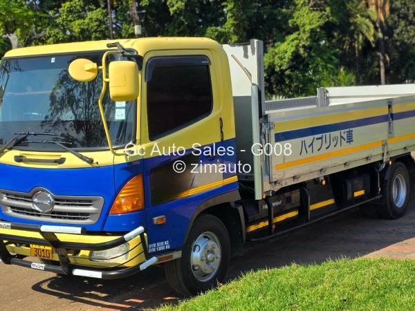 2010 Hino Ranger