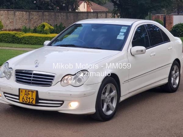 2005 - Mercedes Benz C-Class