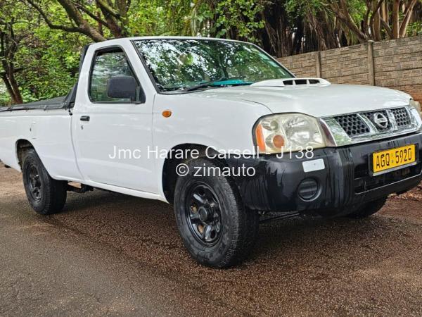 2012 Nissan  NP300 Hardbody