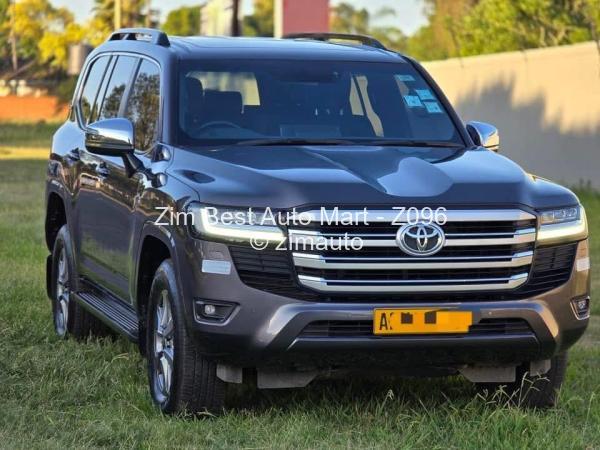 2022 Toyota  Landcruiser 300 VX