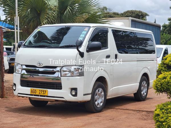 2015 Toyota  Regius Ace