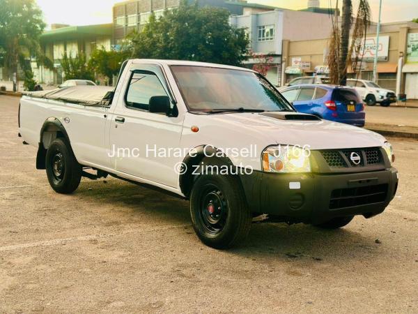 2017 Nissan  NP300 Hardbody