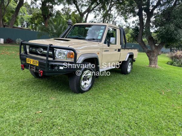 2020 Toyota  Land Cruiser 79