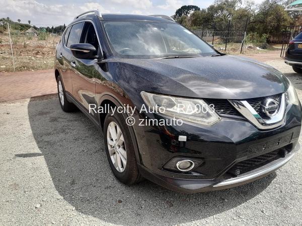 2014 Nissan  X-Trail