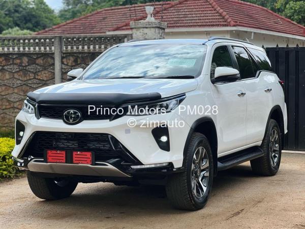 2024 - Toyota  Fortuner