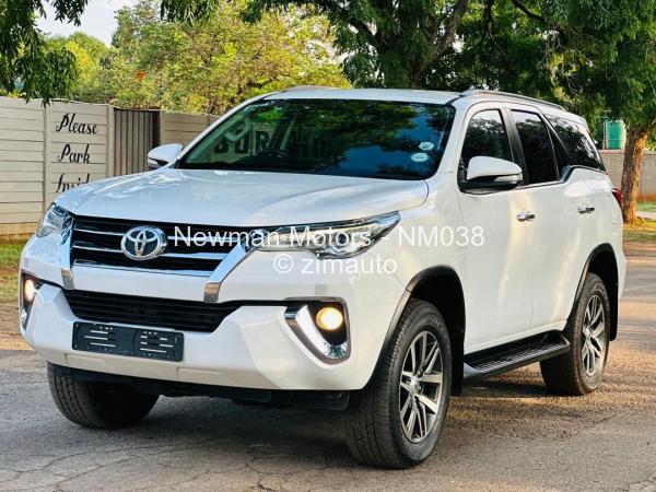 2017 - Toyota  Fortuner