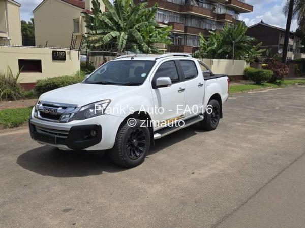 2016 Isuzu  KB300