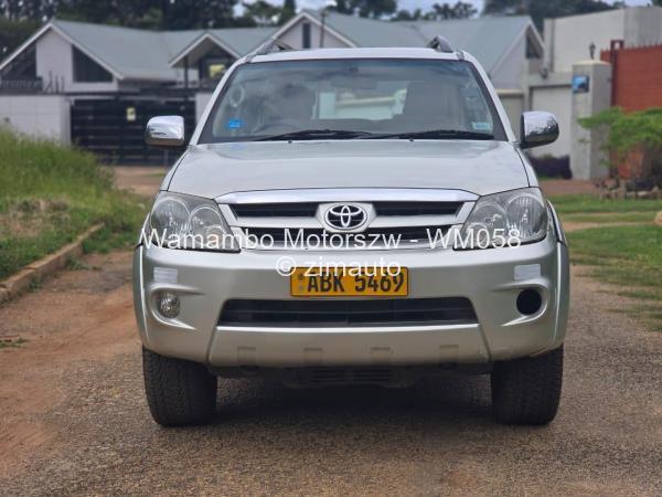 2008 - Toyota  Fortuner