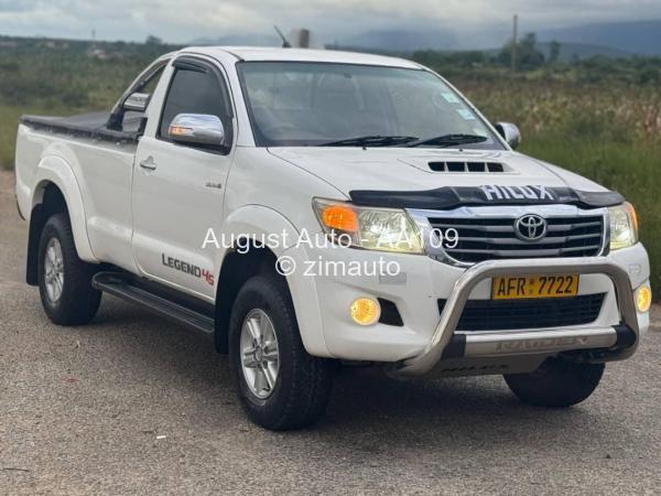 2015 Toyota  Hilux